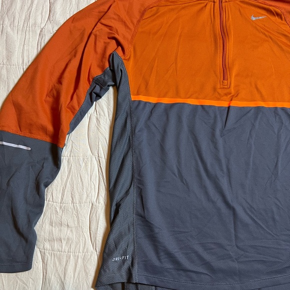 Nike Dri-FIT Running 1/2 Zip 1/4 Running Two Tone 451256-021 Men’s Size Large - Picture 4 of 5